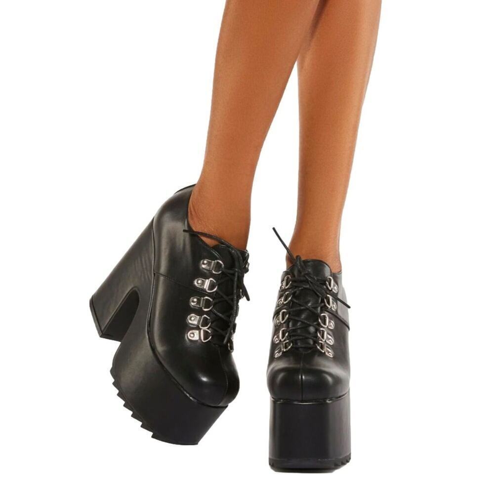 Lamoda Resolution Platform Boots Size 8